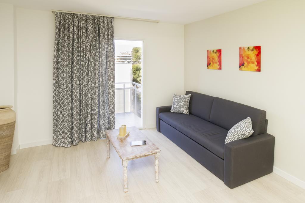 Apartamentos Intersalou Priorat Exterior photo