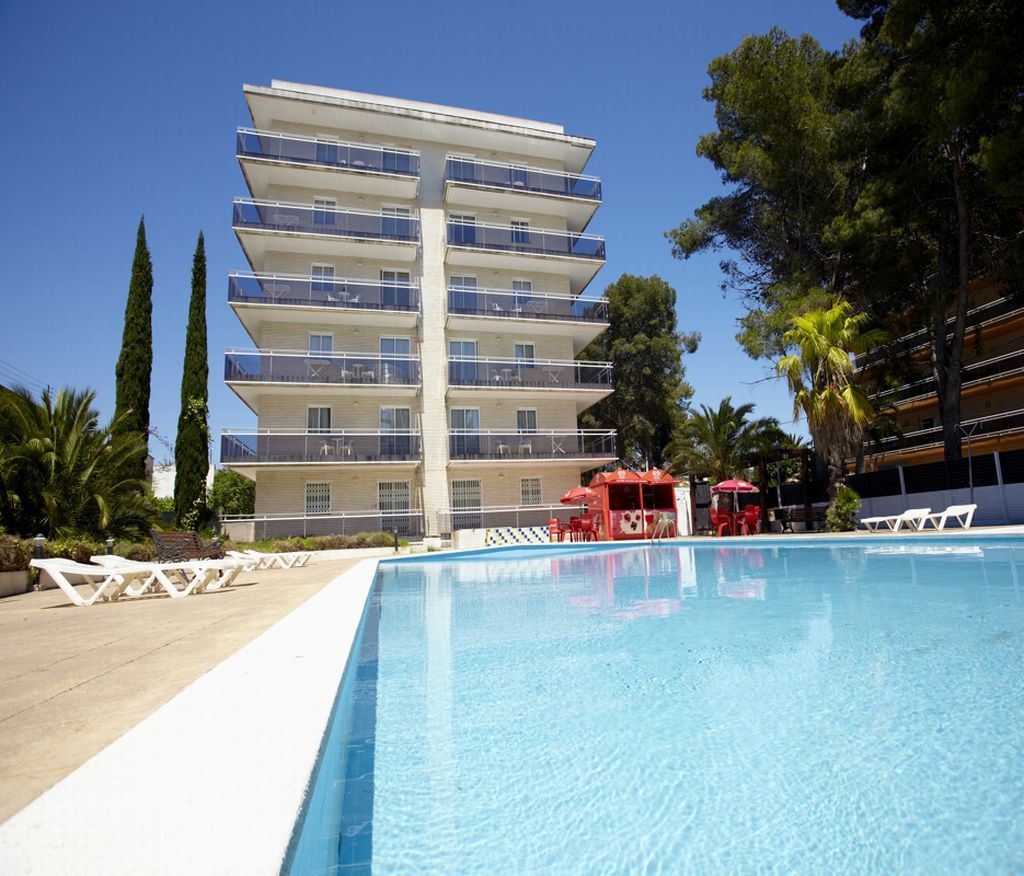 Apartamentos Intersalou Priorat Exterior photo