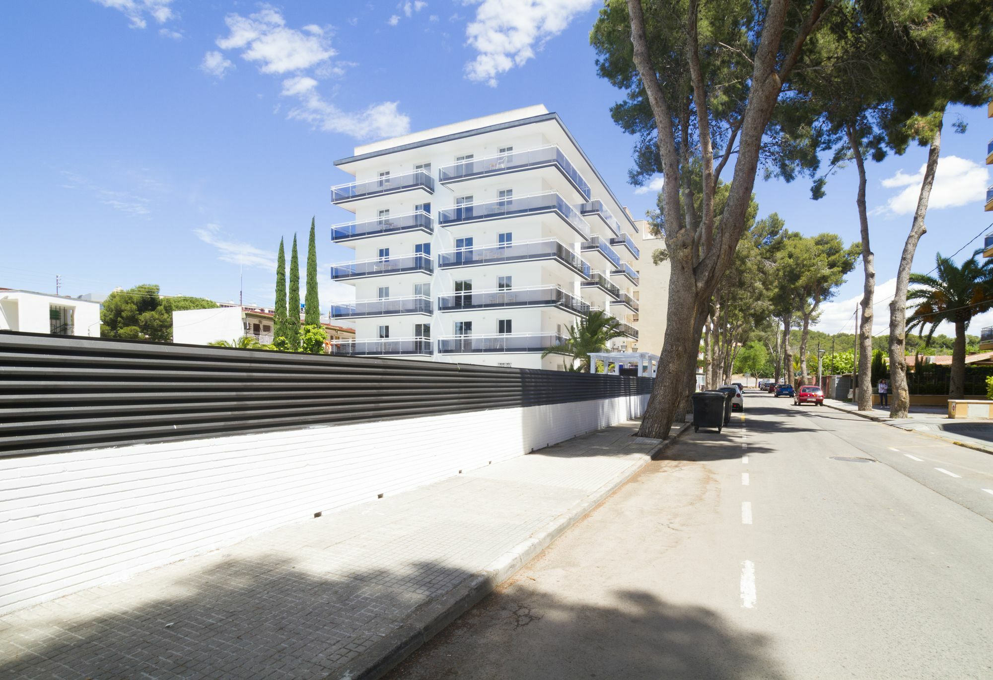 Apartamentos Intersalou Priorat Exterior photo